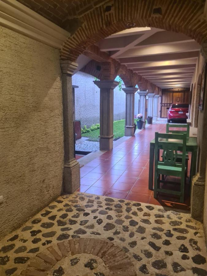 Готель Casa Miranda Antigua Екстер'єр фото