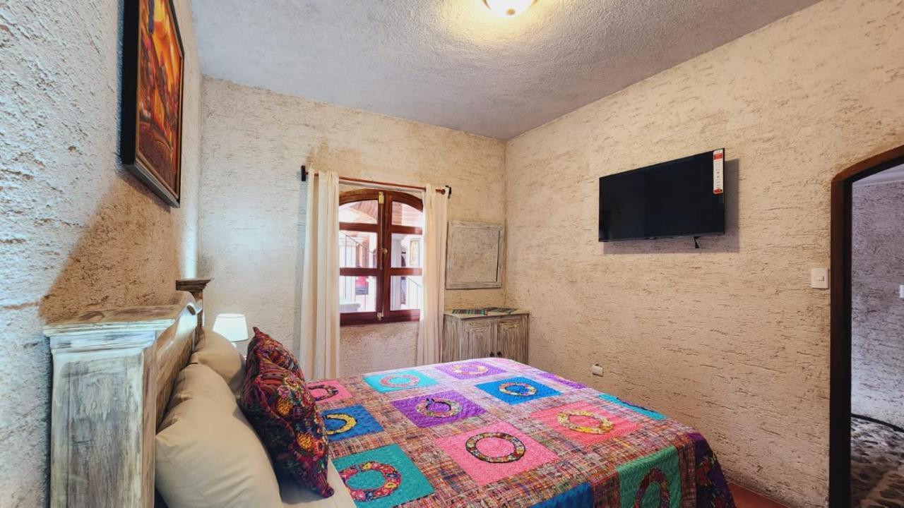 Готель Casa Miranda Antigua Екстер'єр фото